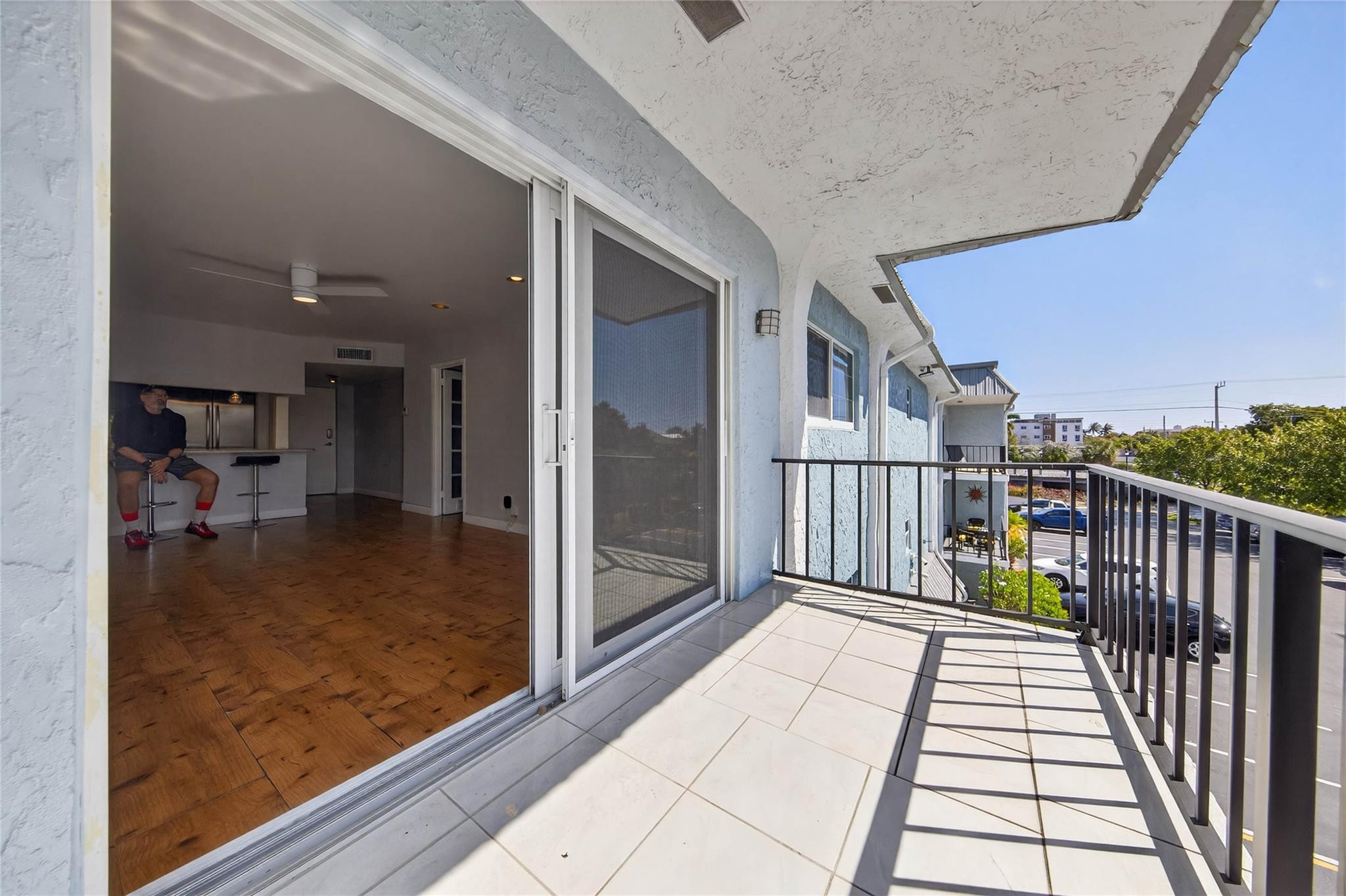 3004 NE 5th Terrace 305-C