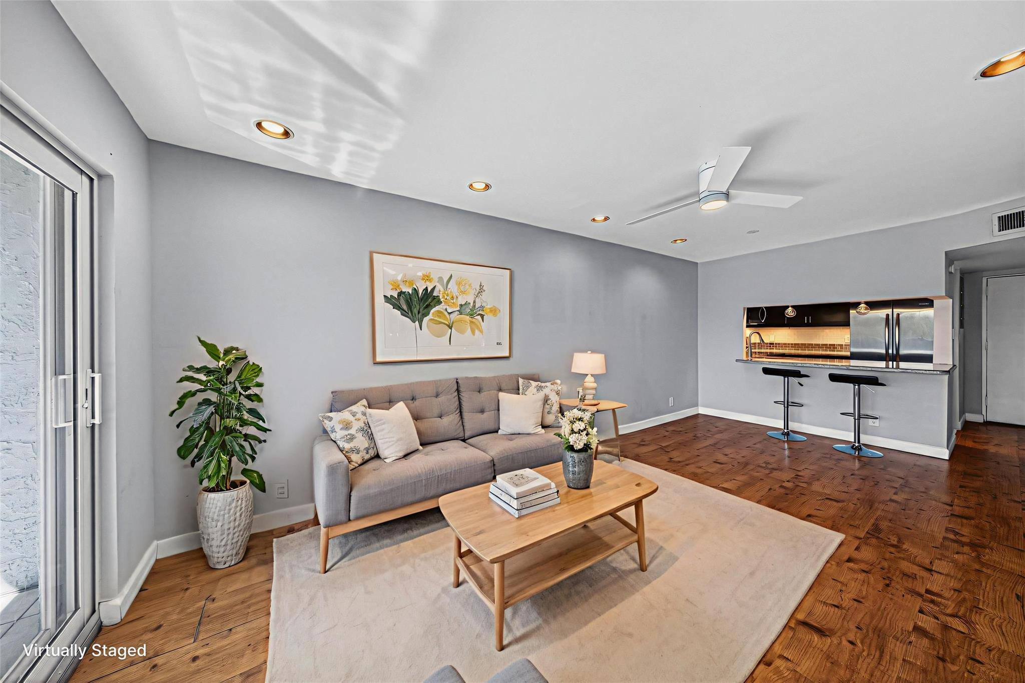 River Manor - Residential