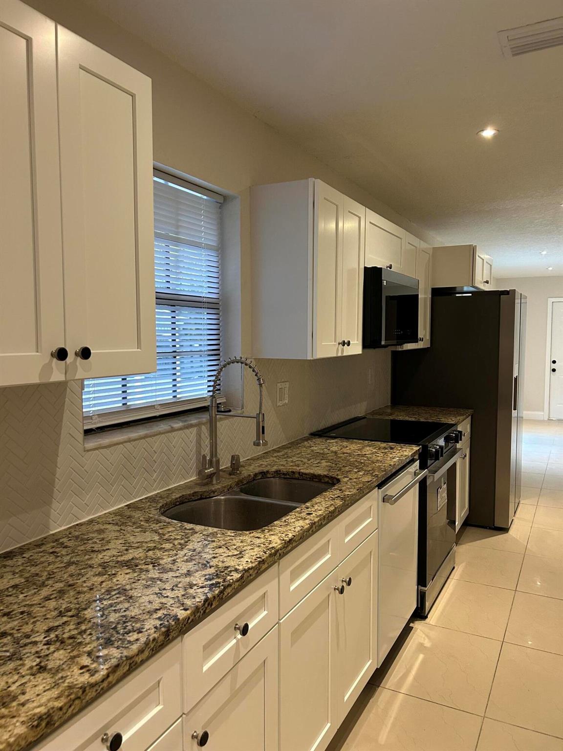 THE ACREAGE - Residential