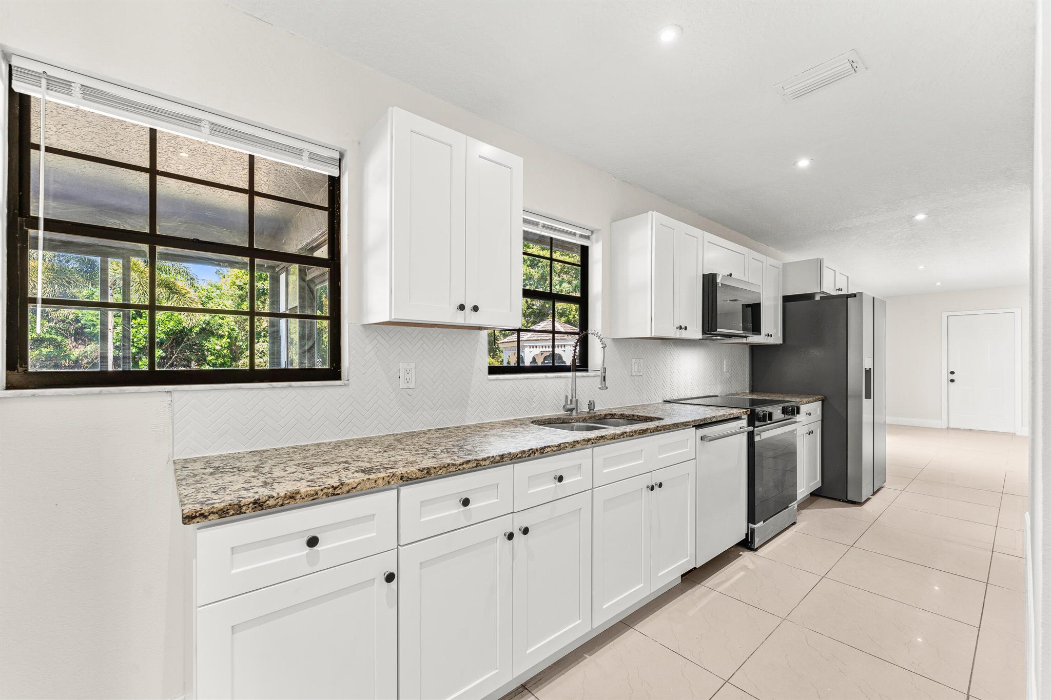 THE ACREAGE - Residential