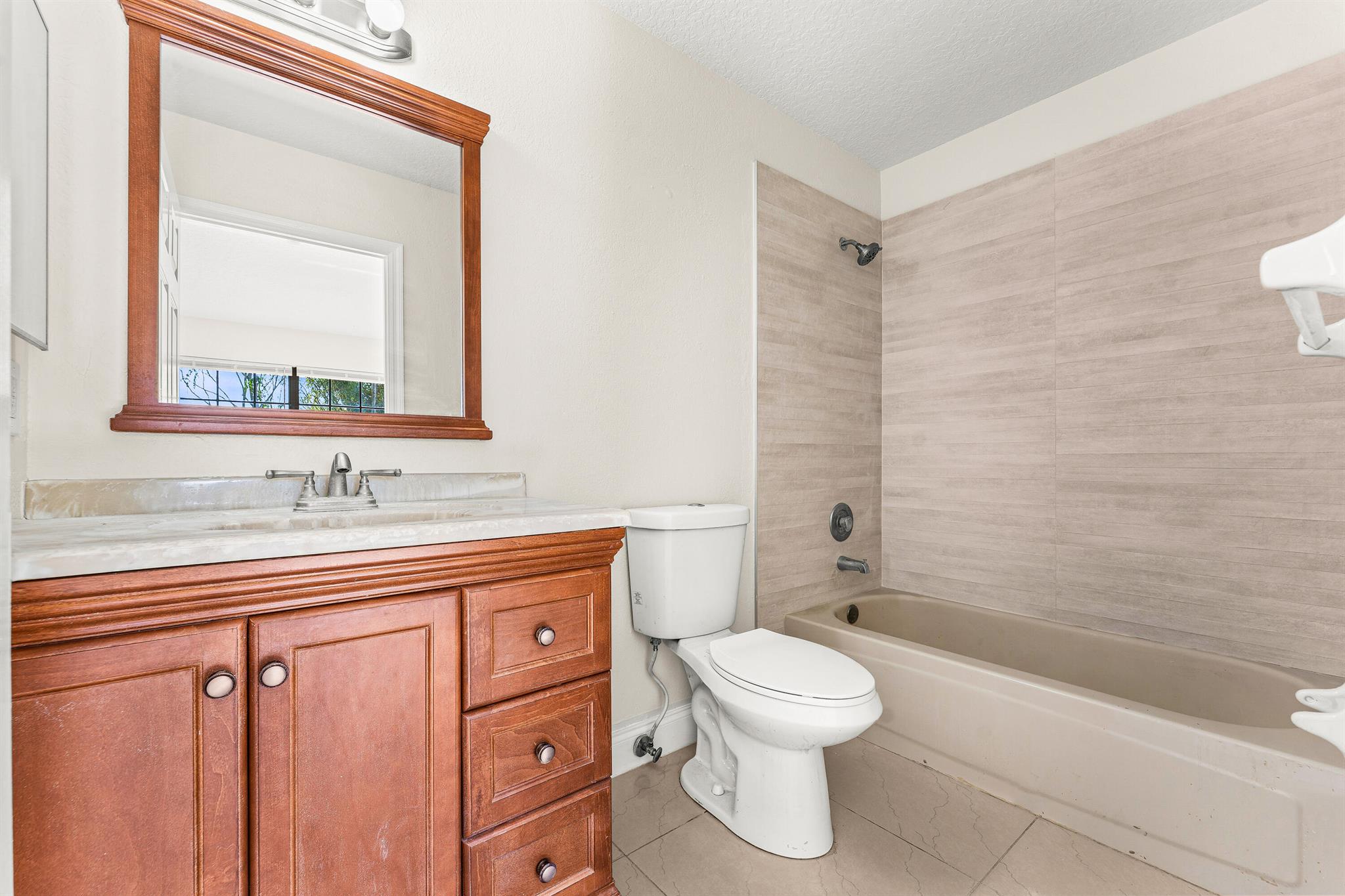 THE ACREAGE - Residential