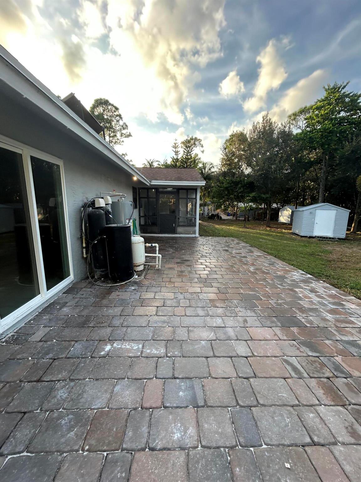 THE ACREAGE - Residential