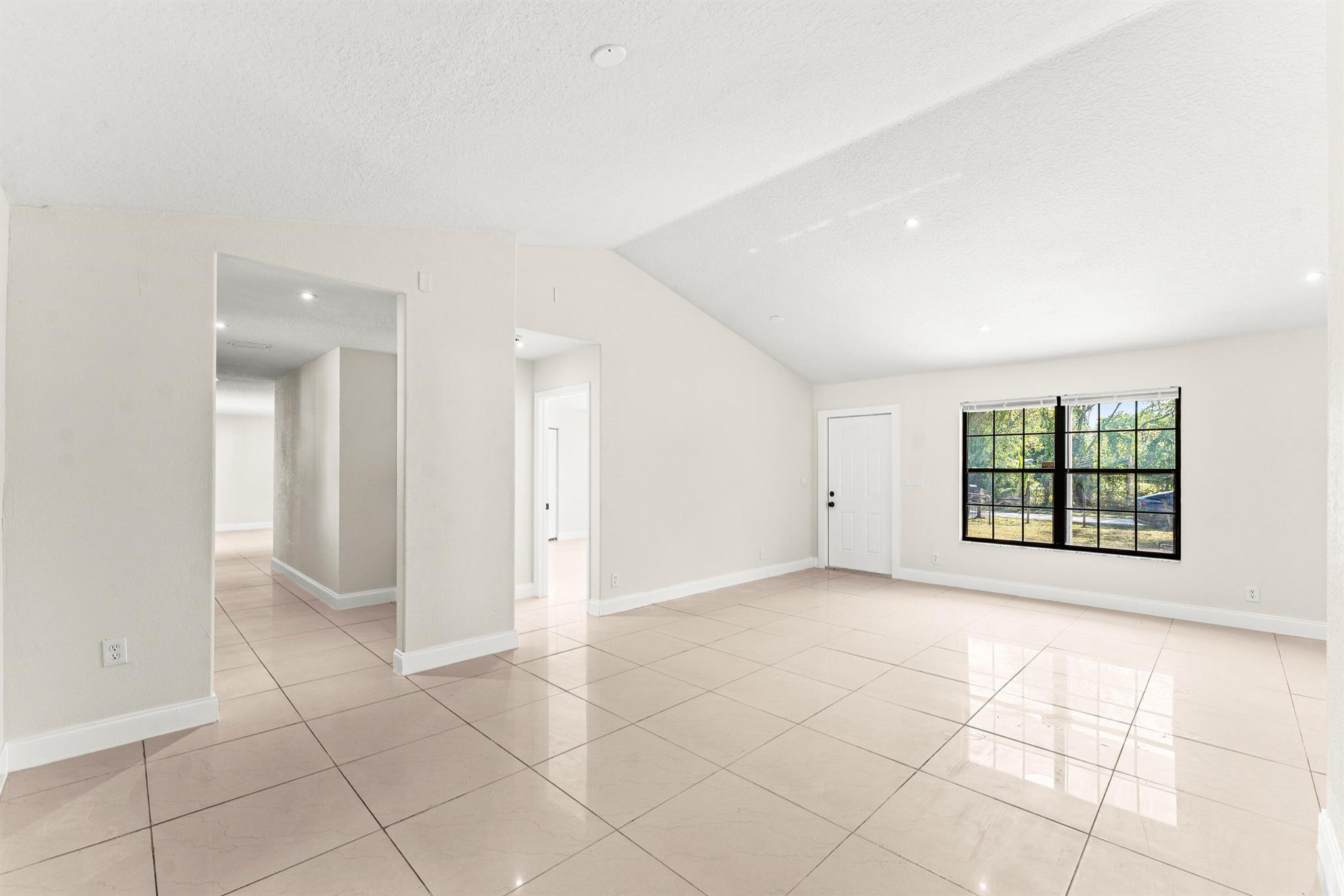 THE ACREAGE - Residential