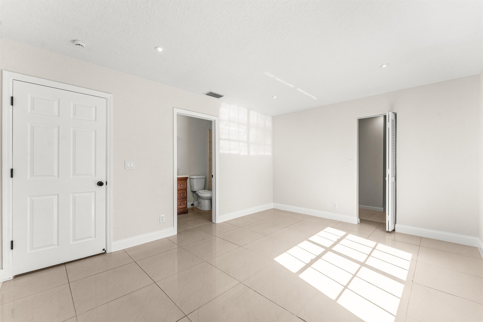 THE ACREAGE - Residential