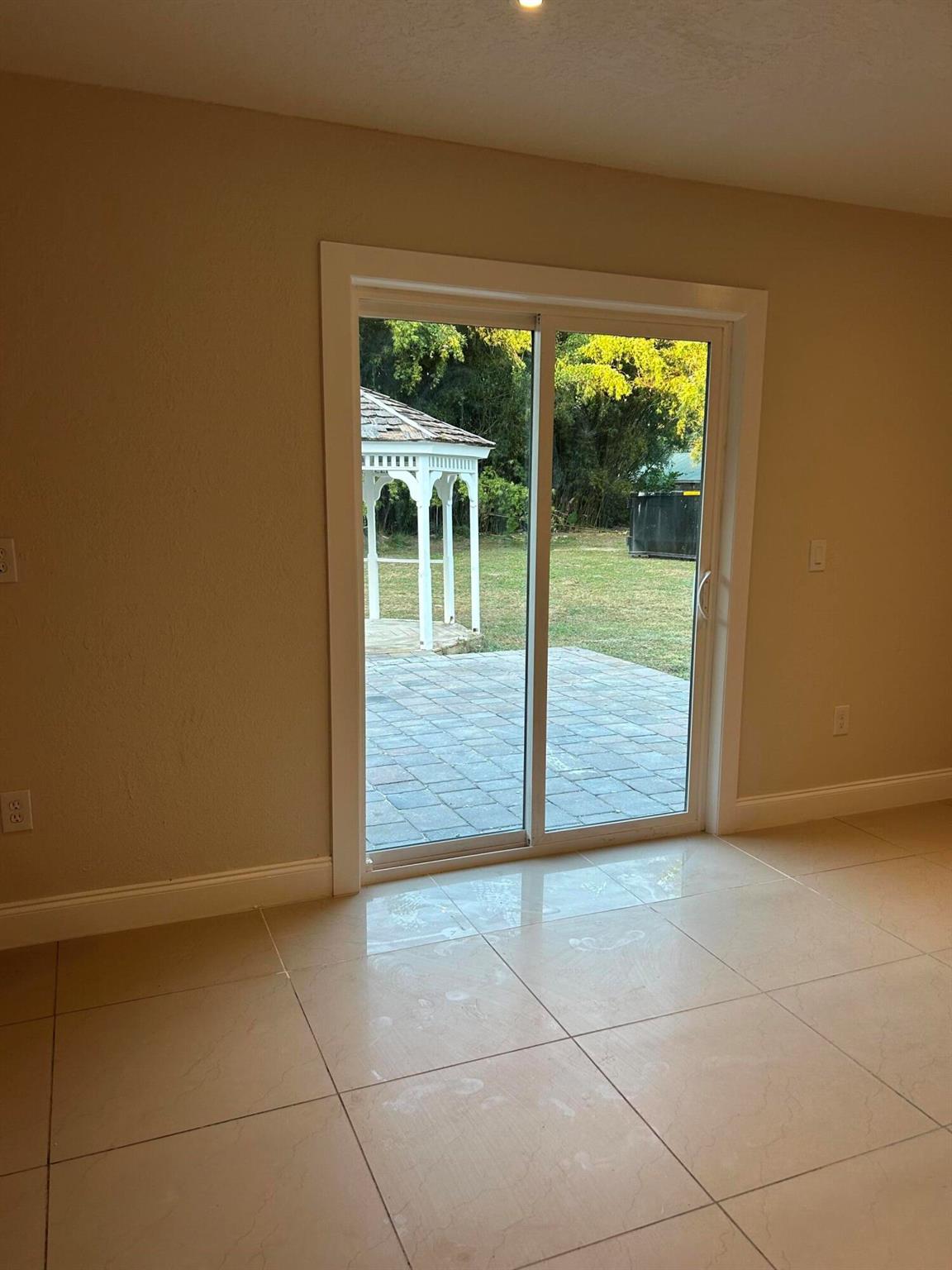 THE ACREAGE - Residential