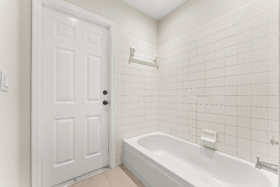 THE ACREAGE - Residential