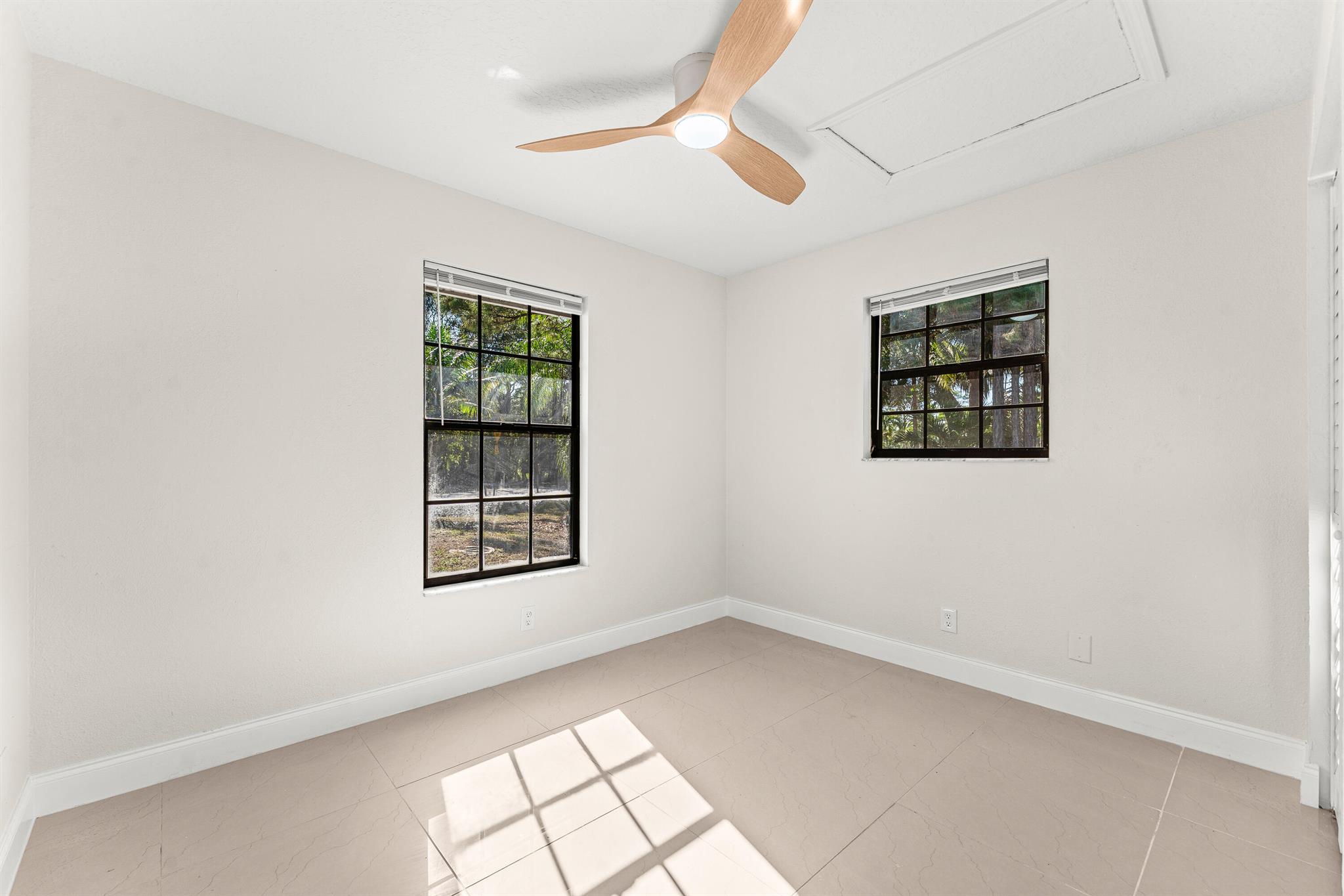 THE ACREAGE - Residential