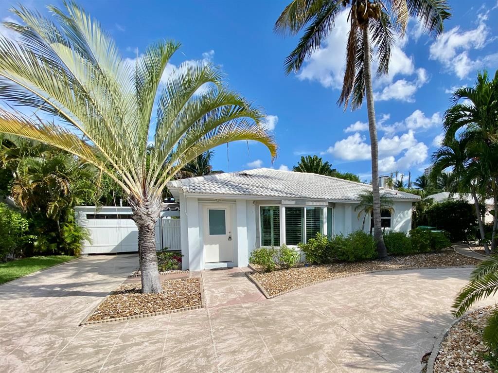 Photo of 1140 Beach Road, Riviera Beach, FL 33404 (MLS # R10748821)