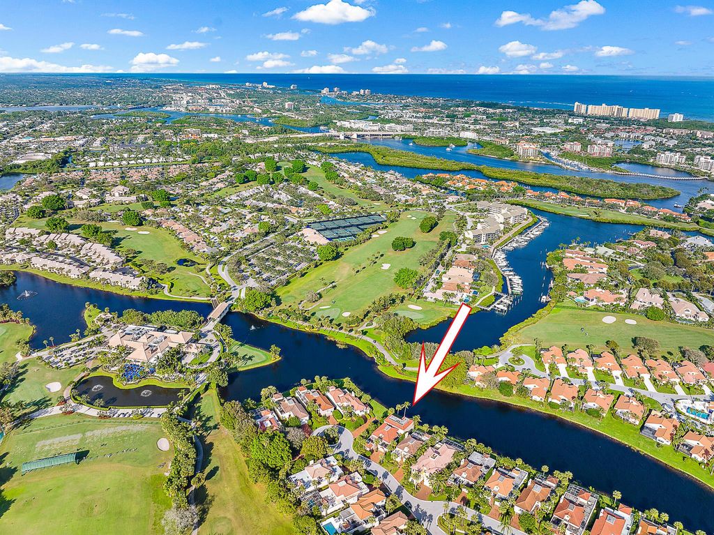 Photo of 16688 Narrows Drive, Jupiter, FL 33477 (MLS # R10948553)