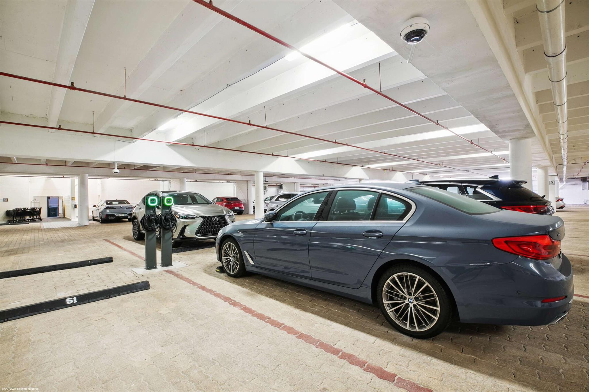 TWENTY ONE HUNDRED CONDO - Residential