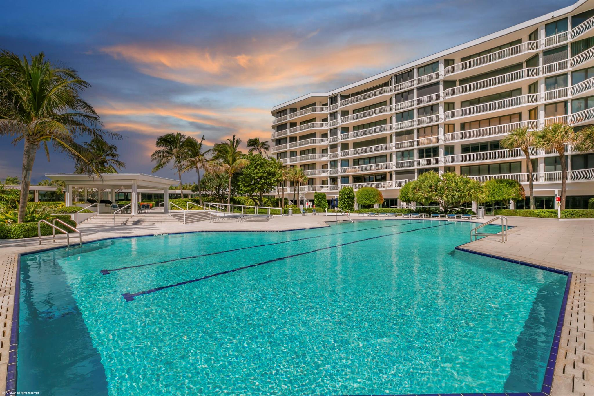 TWENTY ONE HUNDRED CONDO - Residential