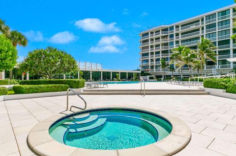 A home in Palm Beach