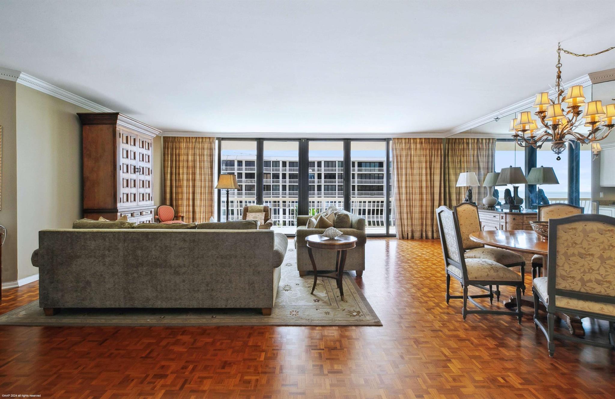 TWENTY ONE HUNDRED CONDO - Residential