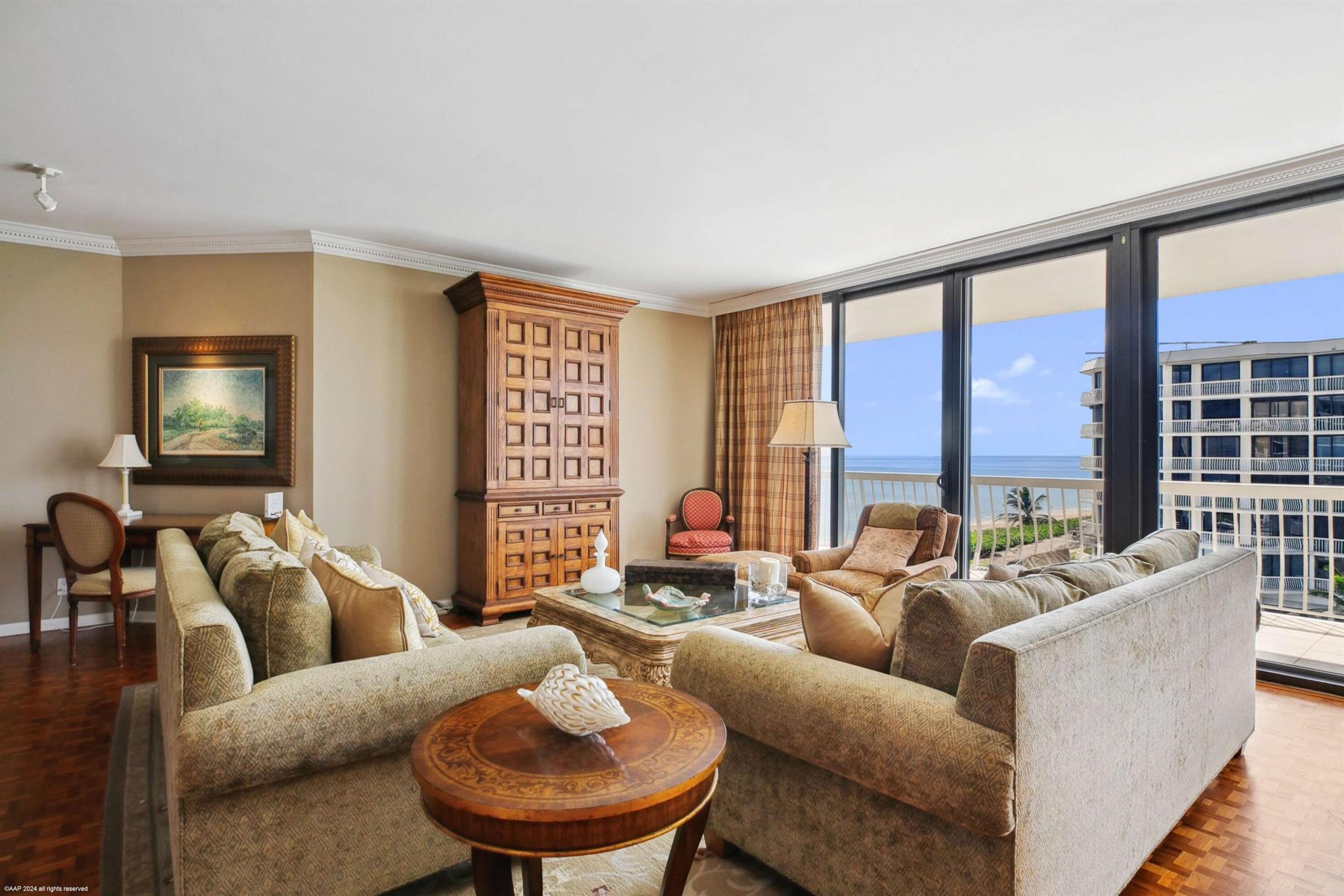 TWENTY ONE HUNDRED CONDO - Residential