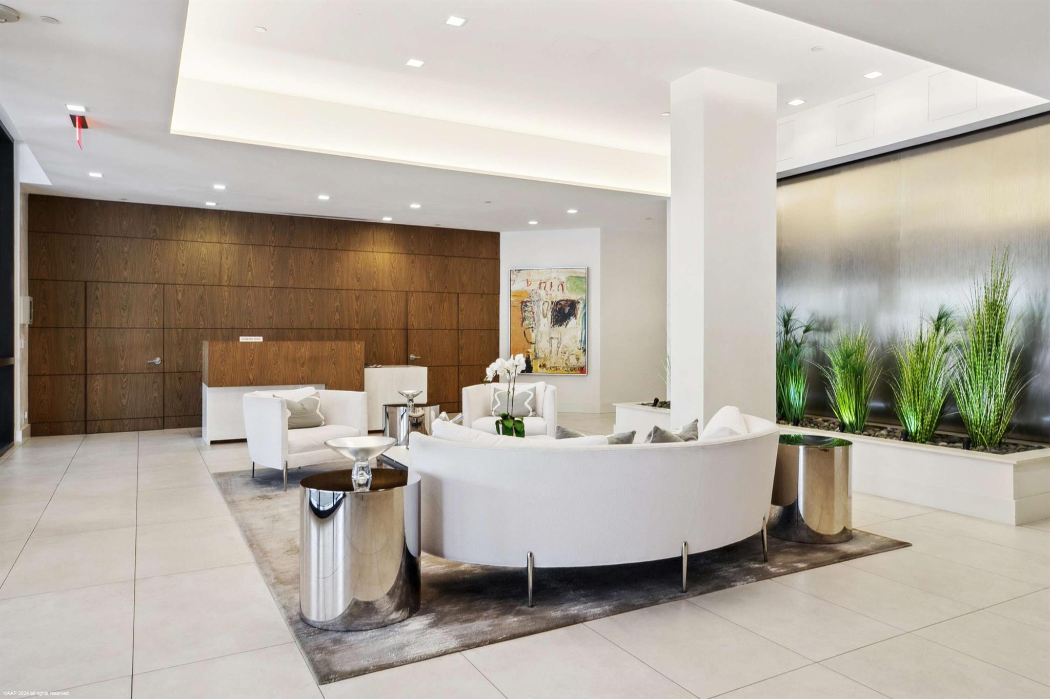 TWENTY ONE HUNDRED CONDO - Residential