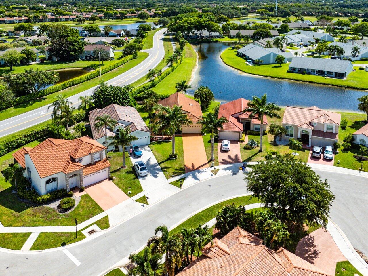 12279 Pleasant Green Way, Boynton Beach, FL, 33437/$625,000 3 12279 Pleasant Green Way