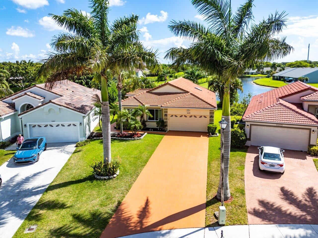 12279 Pleasant Green Way, Boynton Beach, FL, 33437/$625,000 2 12279 Pleasant Green Way