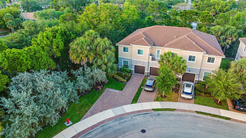 Photo of 6304 SE Portofino Circle, Hobe Sound, FL 33455 (MLS # R11031876)