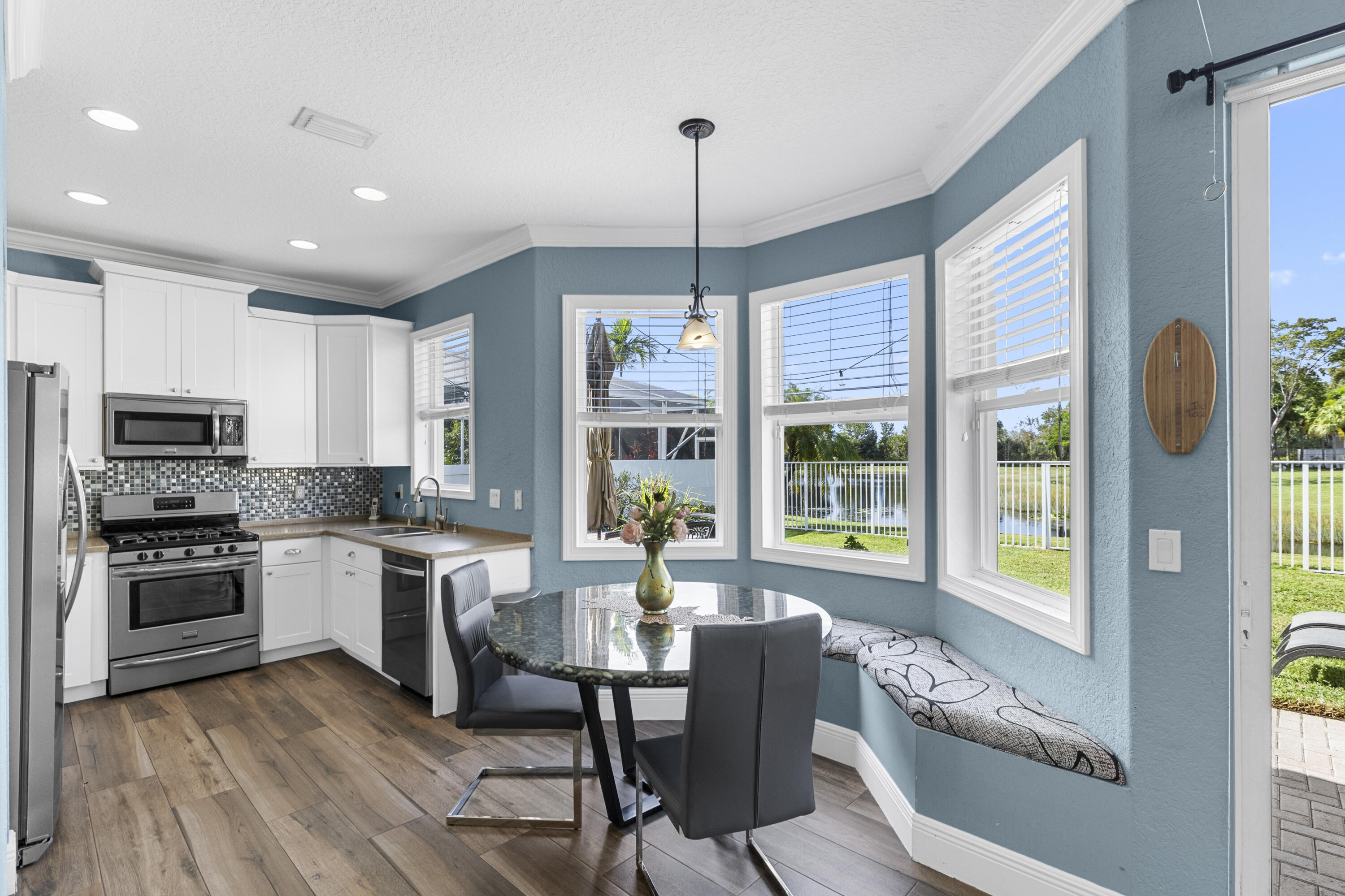 THOROUGHBRED LAKE ESTATES 1 - Residential