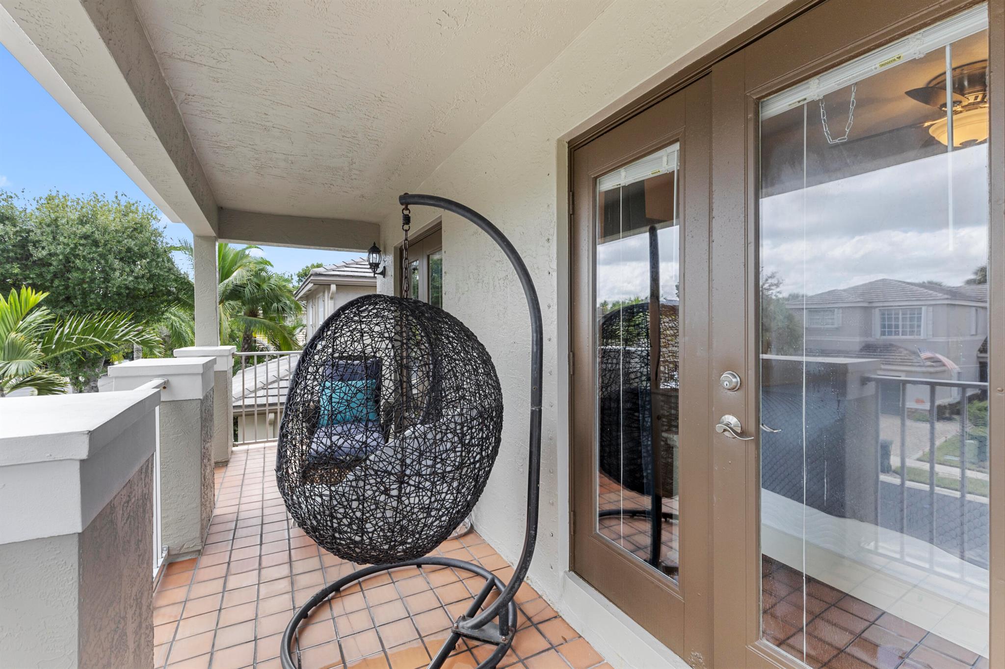 THOROUGHBRED LAKE ESTATES - Residential