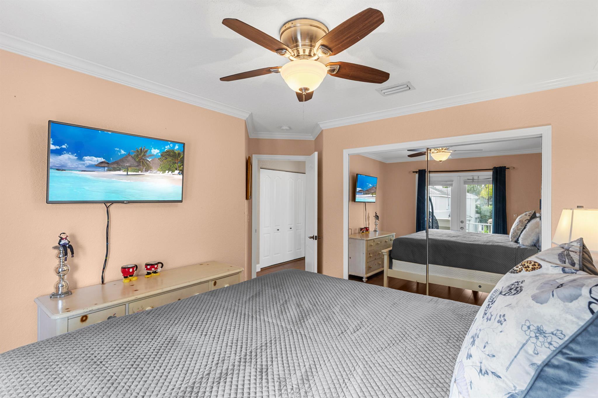 THOROUGHBRED LAKE ESTATES - Residential