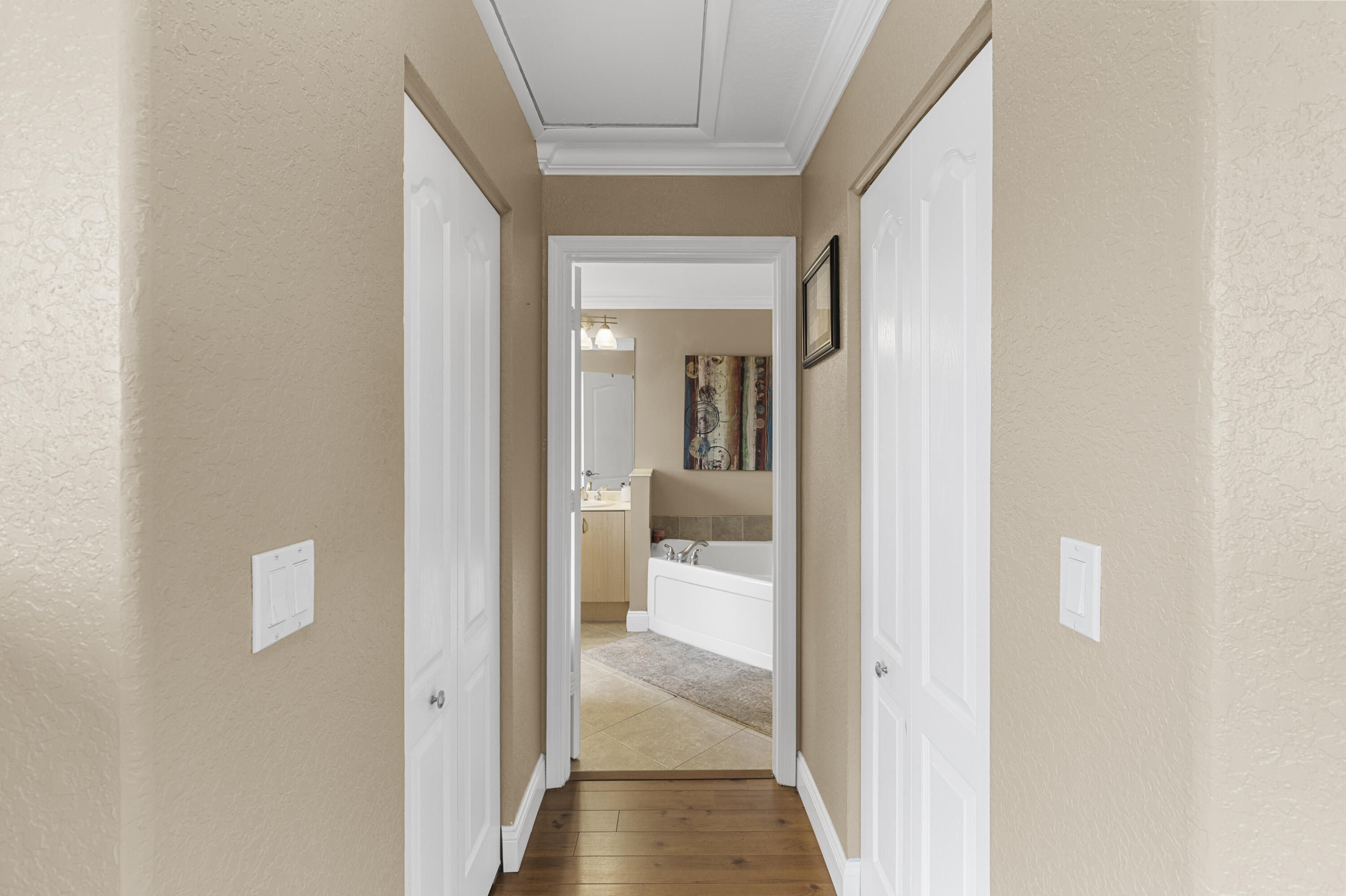 THOROUGHBRED LAKE ESTATES 1 - Residential