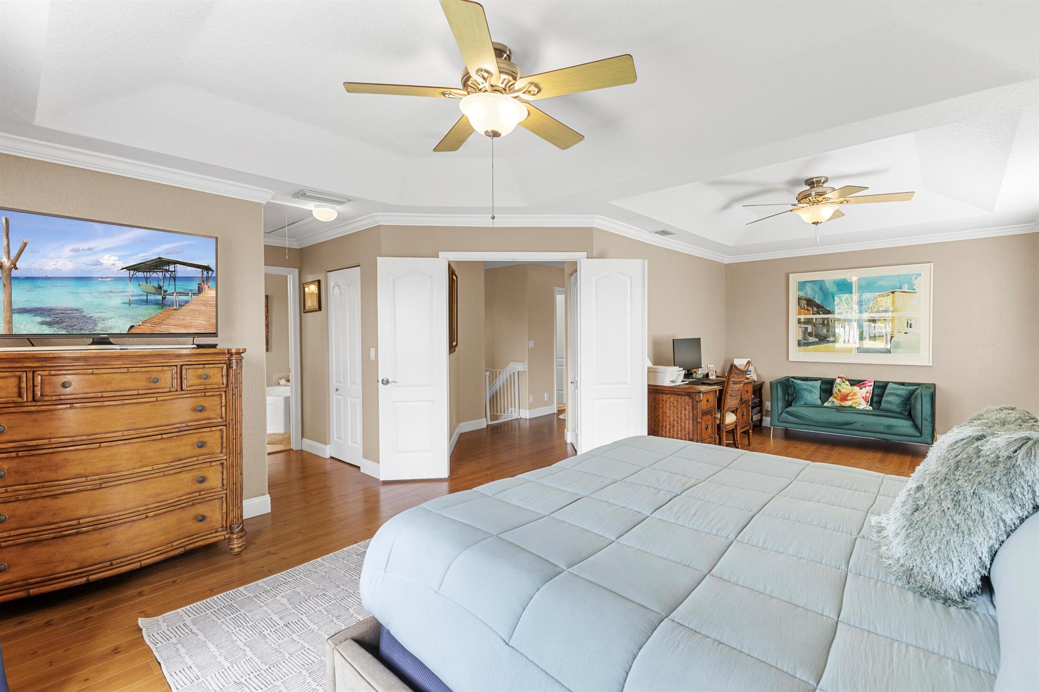 THOROUGHBRED LAKE ESTATES - Residential