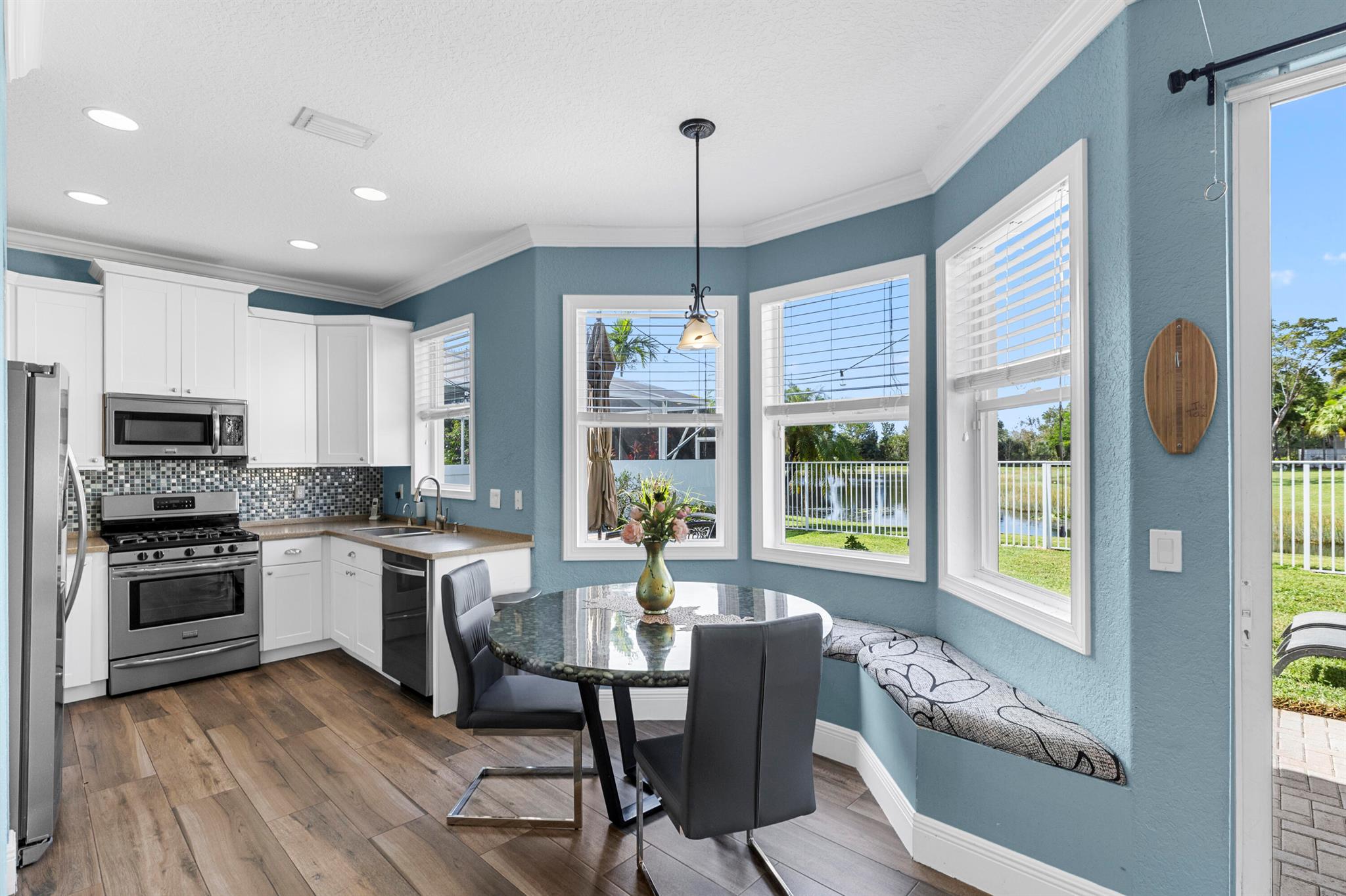 THOROUGHBRED LAKE ESTATES - Residential