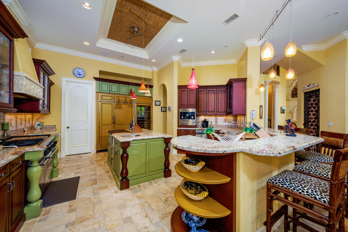 Royal Palm Yacht & Country Club - Residential