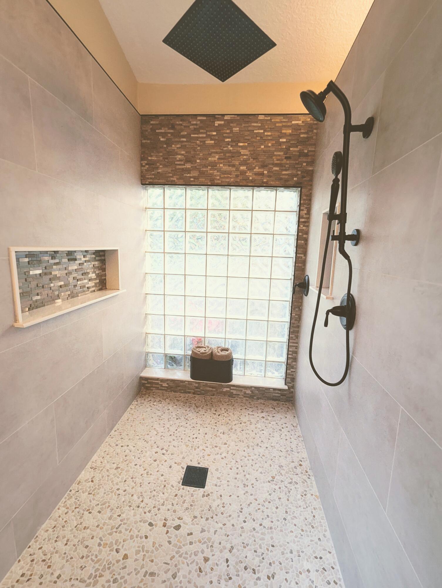 PADDOCK PARK 1 OF WELLINGTON - Residential