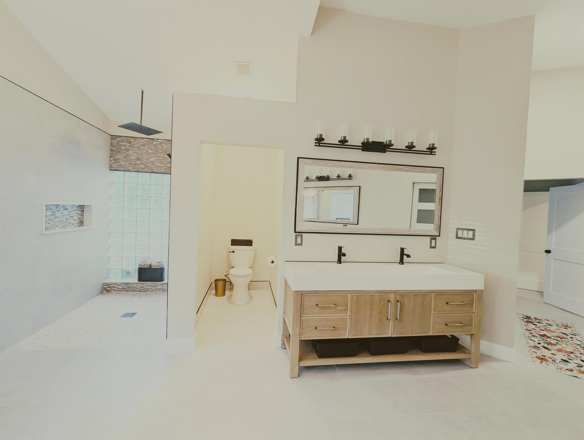 PADDOCK PARK 1 OF WELLING - Residential