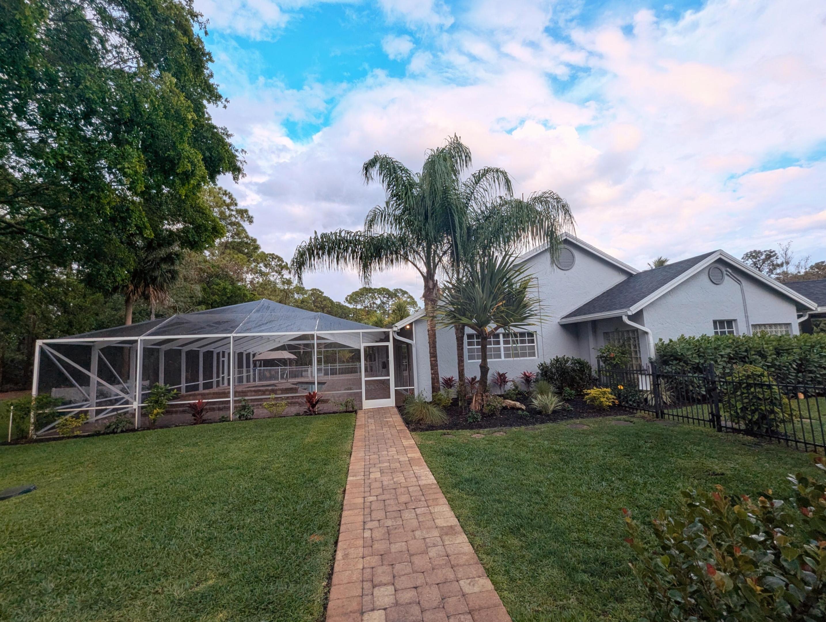 PADDOCK PARK 1 OF WELLINGTON - Residential