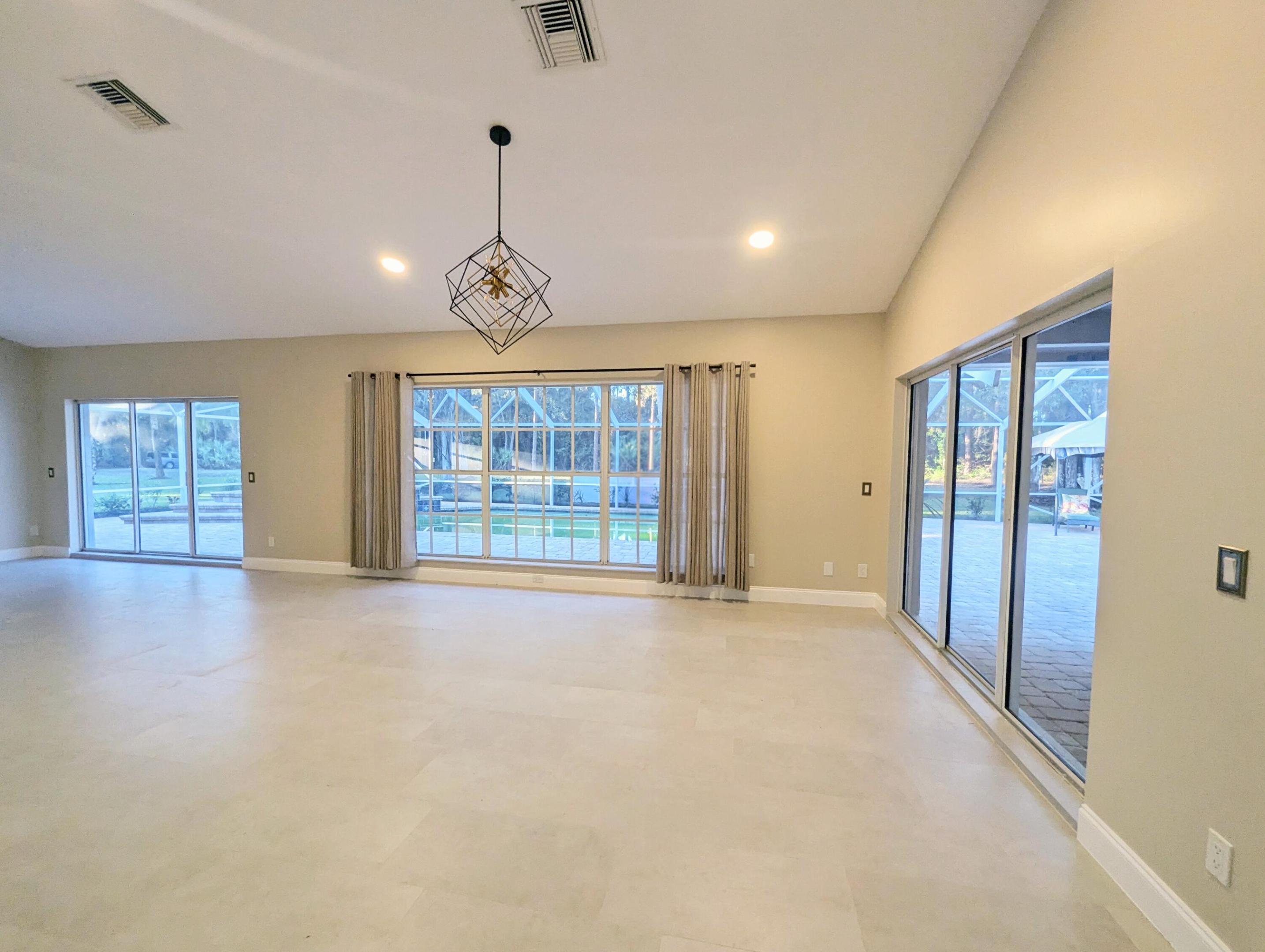 PADDOCK PARK 1 OF WELLINGTON - Residential