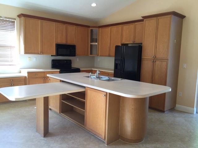 Sunset Lakes One 164-34 B - Residential Lease