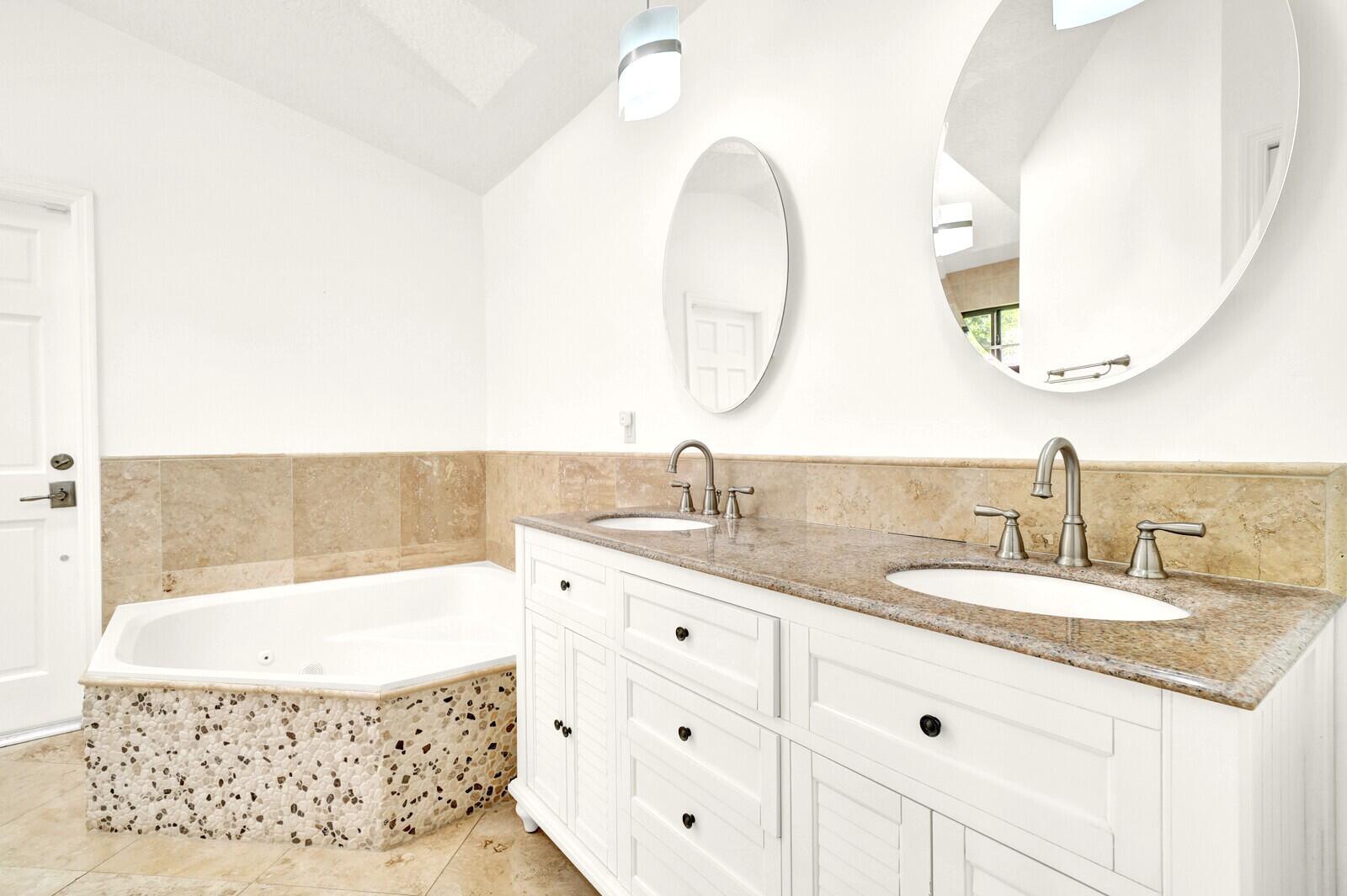 SUGAR POND MANOR OF WELLINGTON - Residential