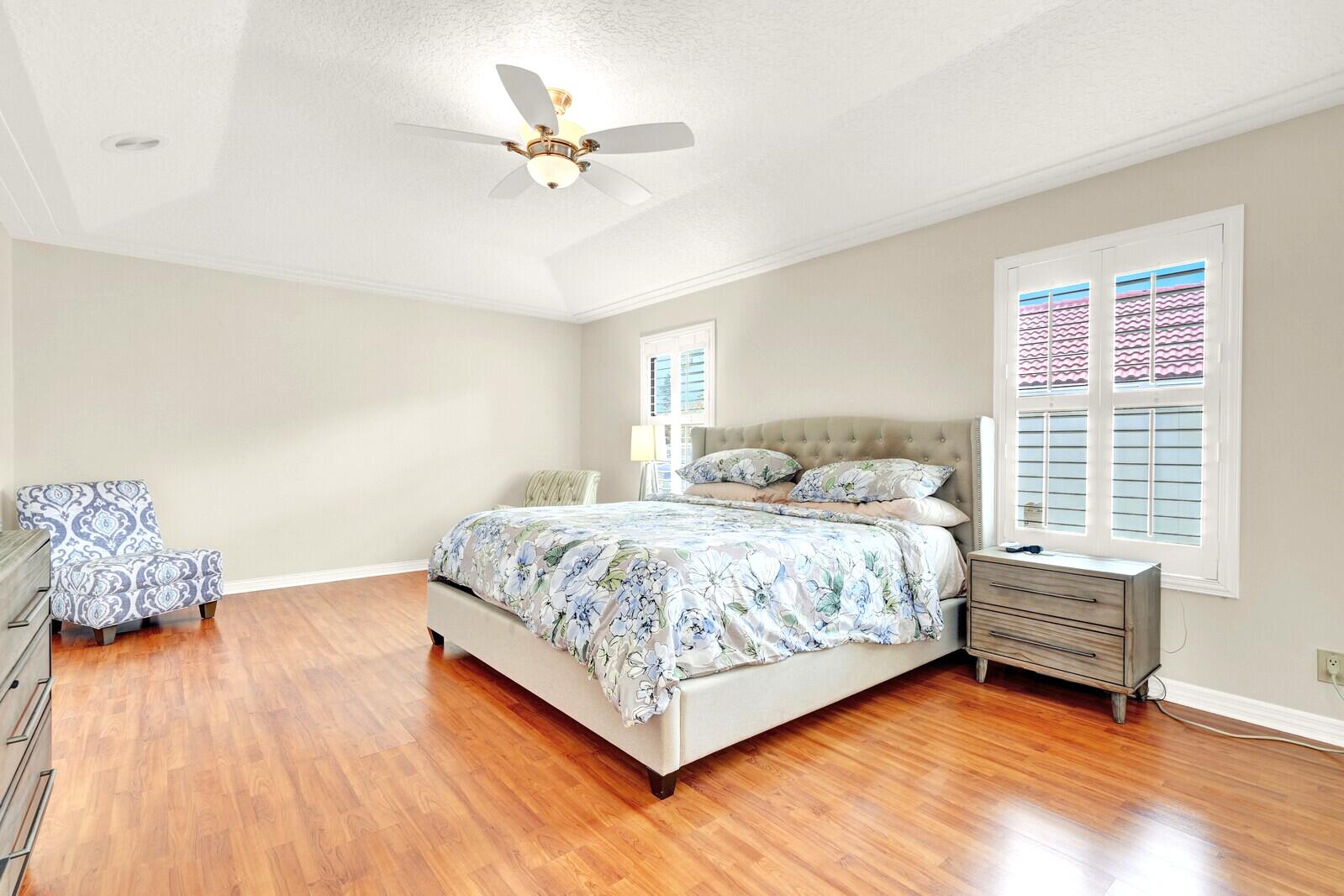 SUGAR POND MANOR OF WELLINGTON - Residential