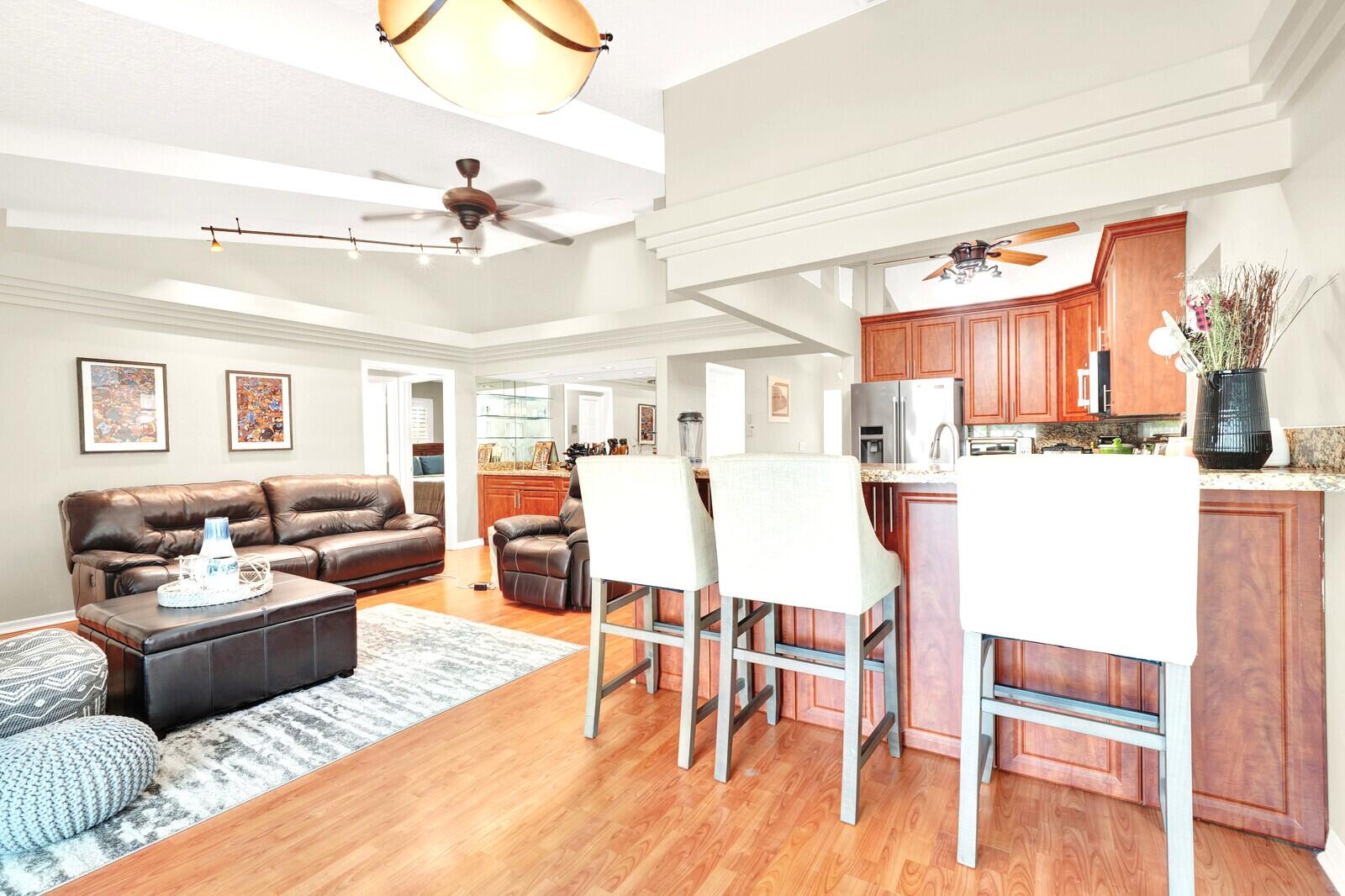 SUGAR POND MANOR OF WELLINGTON - Residential