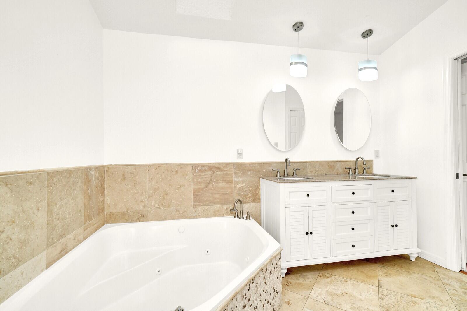 SUGAR POND MANOR OF WELLINGTON - Residential