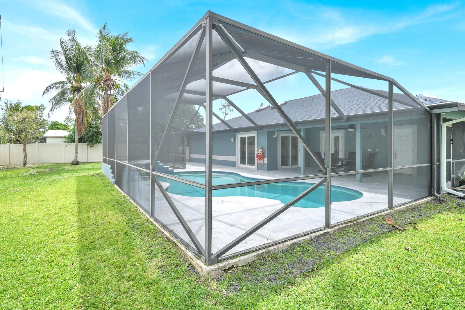 SUGAR POND MANOR OF WELLINGTON - Residential