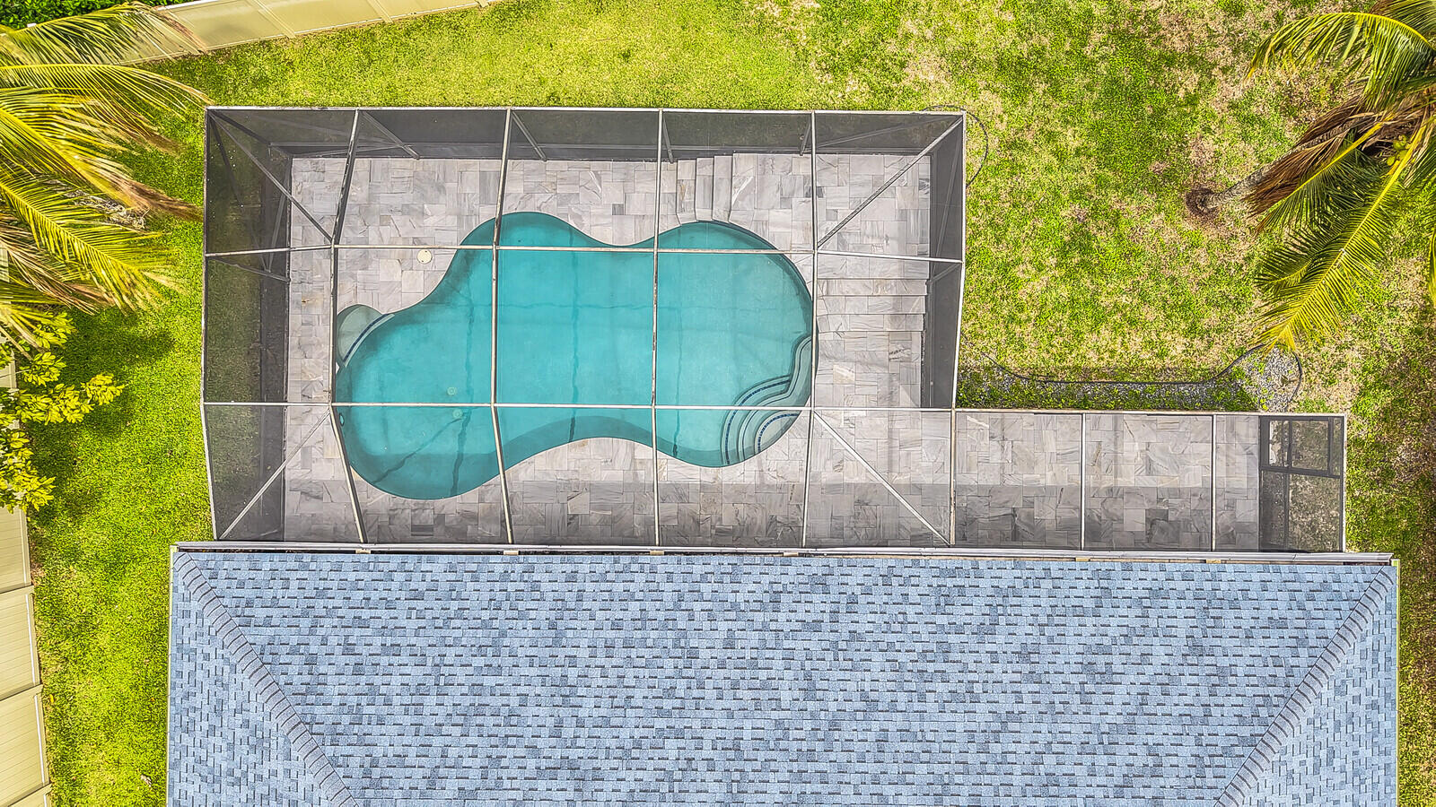 SUGAR POND MANOR OF WELLINGTON - Residential