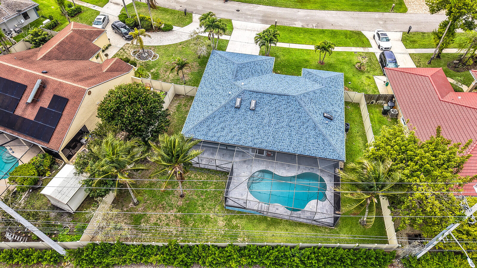 SUGAR POND MANOR OF WELLINGTON - Residential