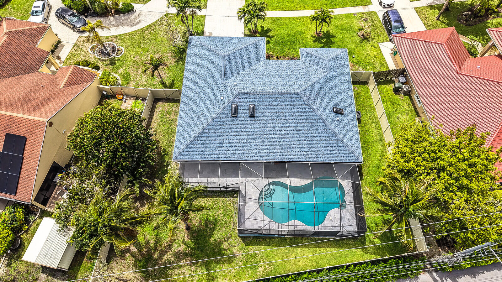 SUGAR POND MANOR OF WELLINGTON - Residential