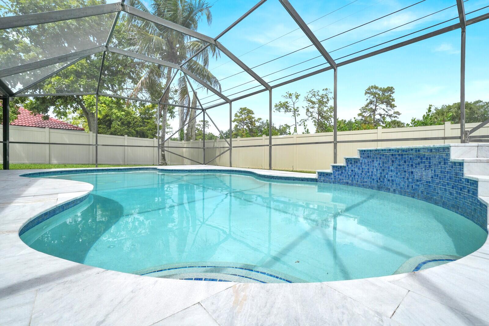 SUGAR POND MANOR OF WELLINGTON - Residential