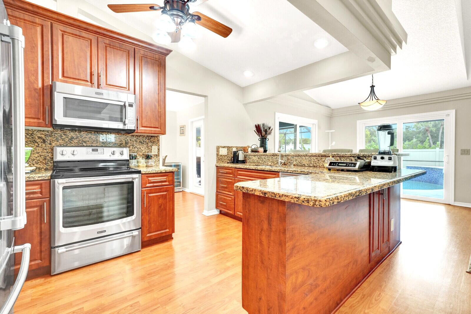 SUGAR POND MANOR OF WELLINGTON - Residential