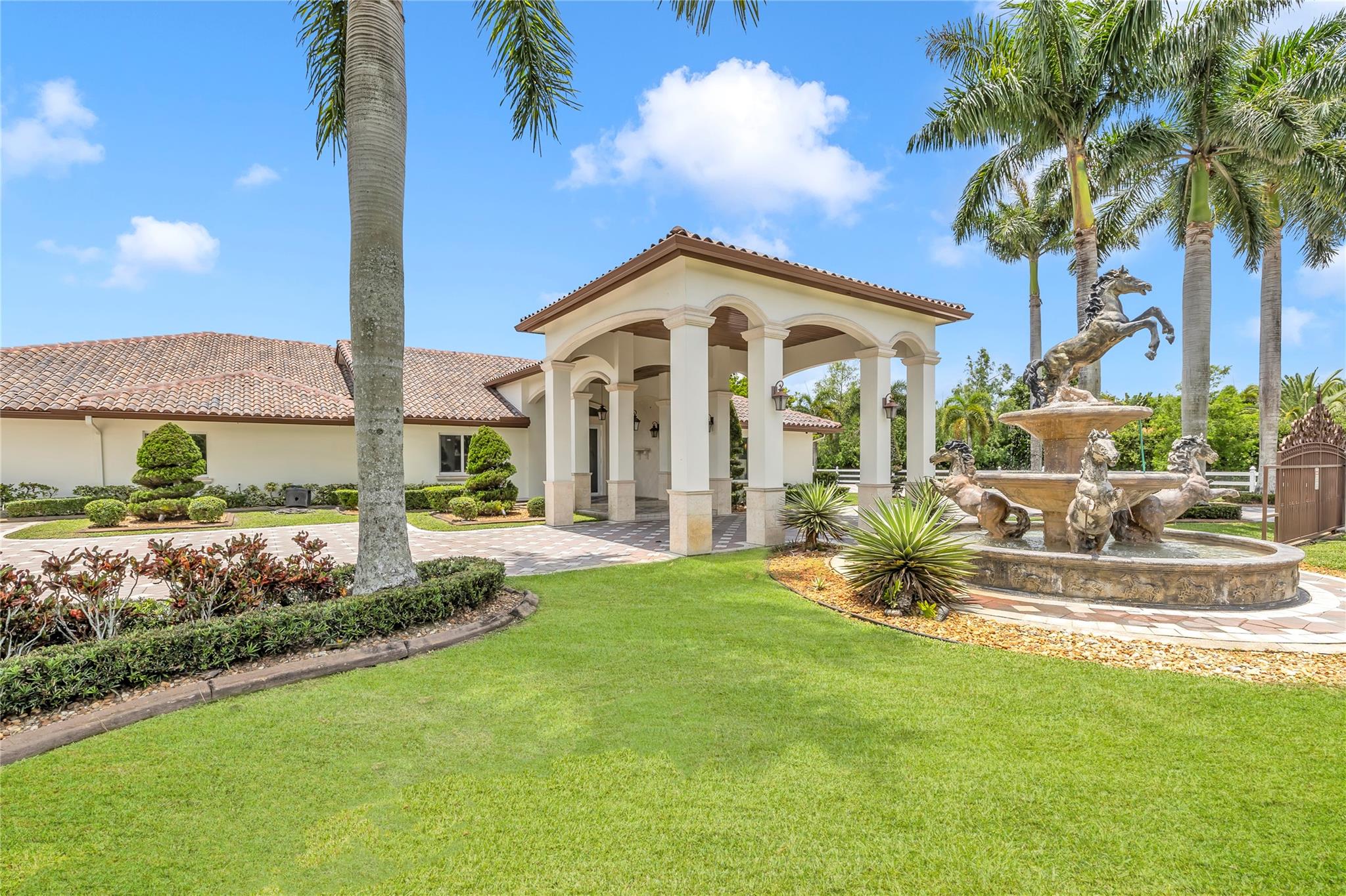 6300 SW 190th Ave
