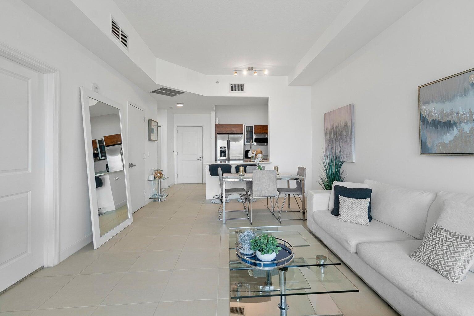 CITY PALMS CONDO - Residential