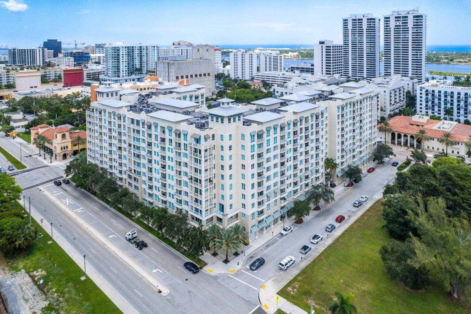 CITY PALMS CONDO - Residential