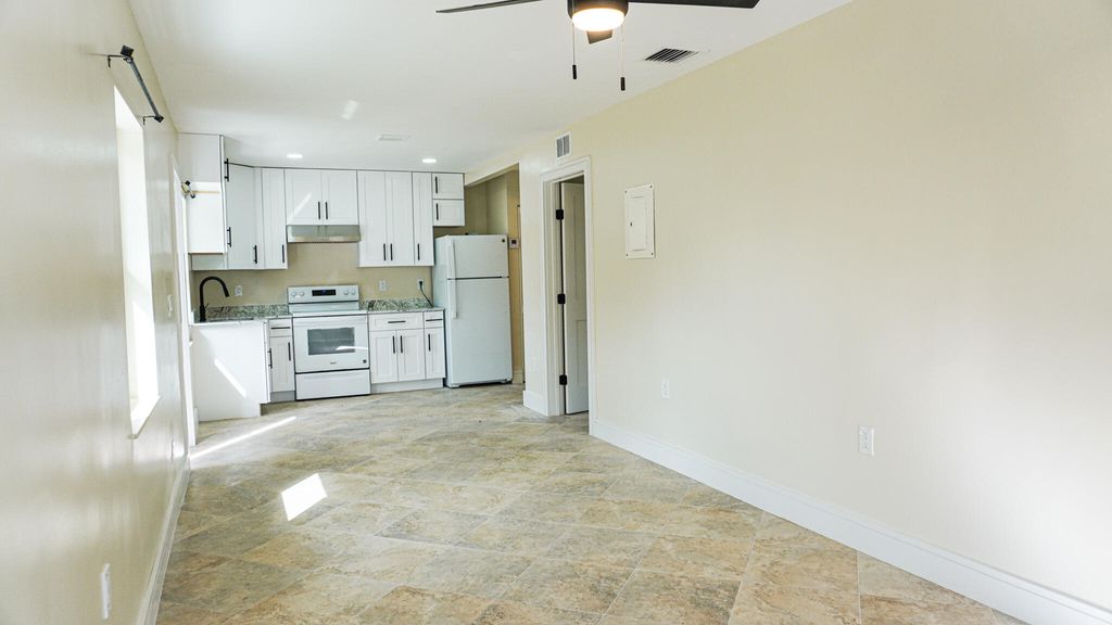 Photo of 1502 Avenue I #A, Fort Pierce, FL 34950 (MLS # R11159633)