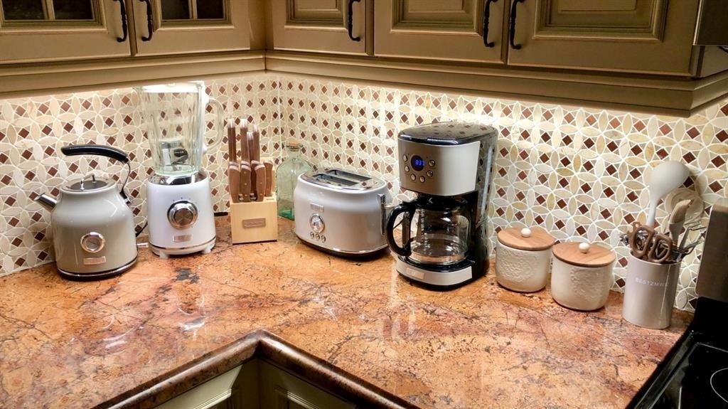 Connor Estates 29-38 B - Residential Lease