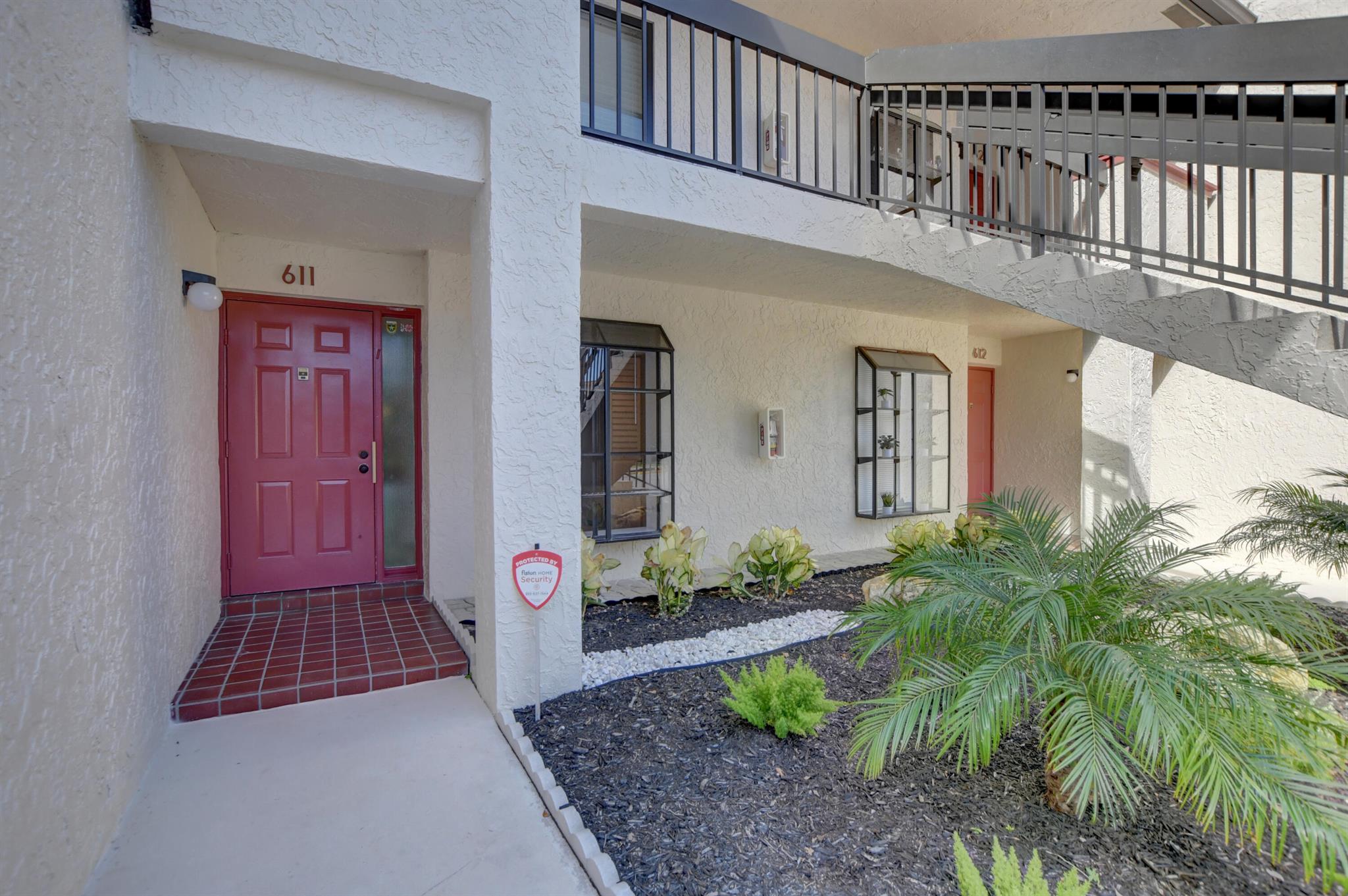 5187 Oak Hill Lane 611